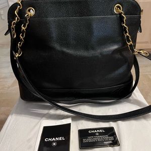Vintage Chanel triple C caviar shoulder bag